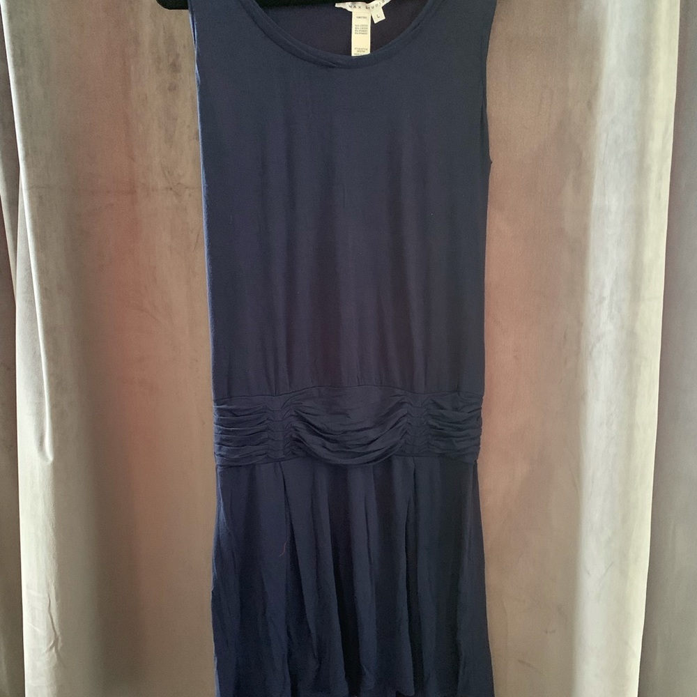 Casual navy dress
